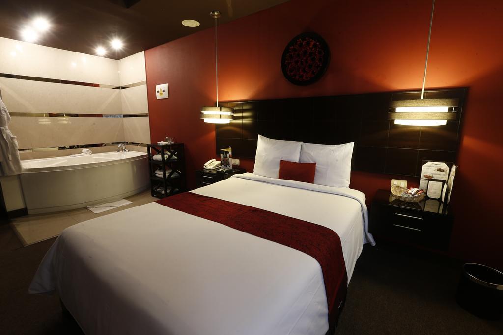 Hotel Ginebra Lima Extérieur photo