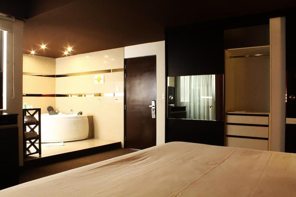 Hotel Ginebra Lima Extérieur photo