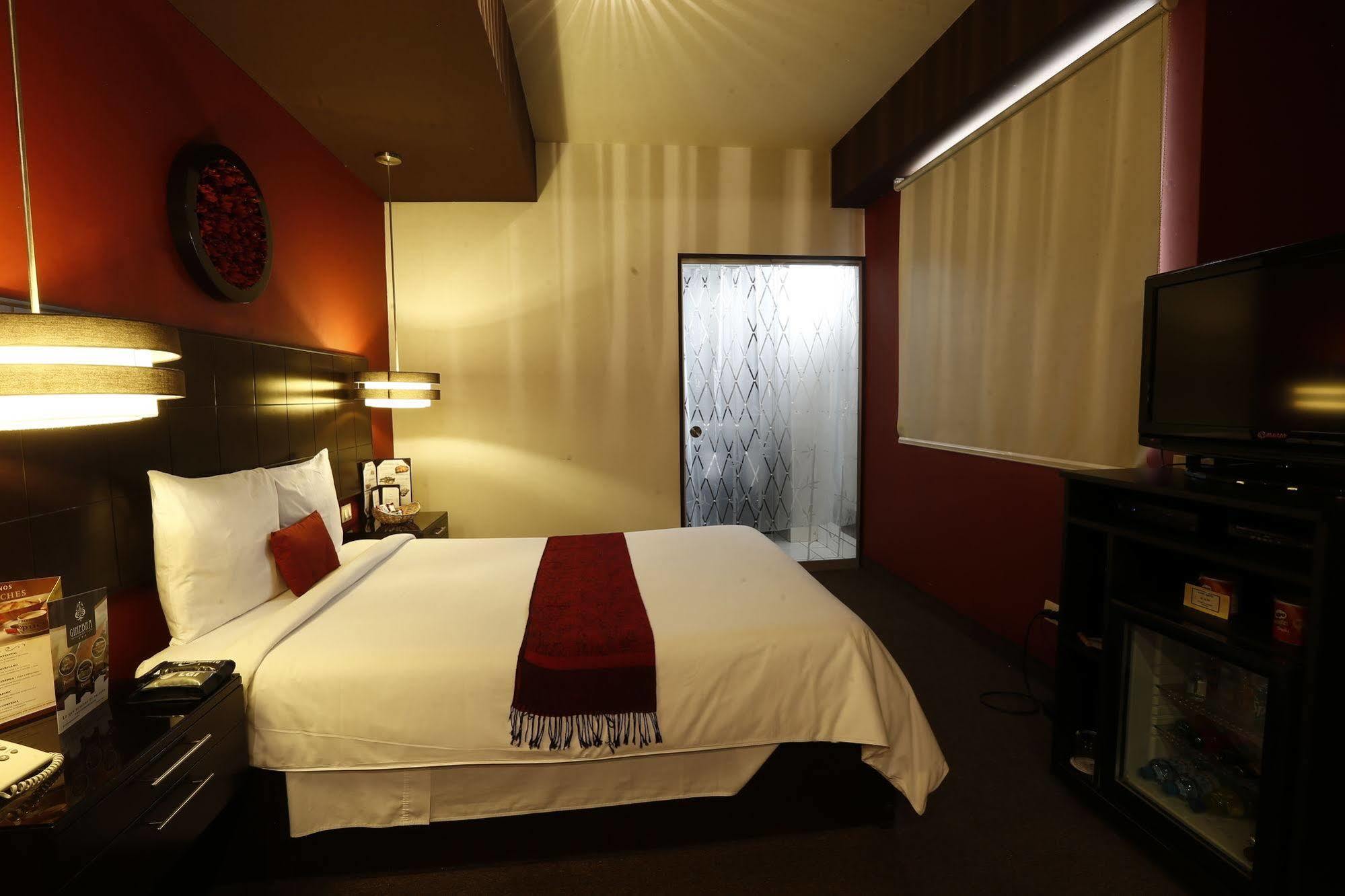 Hotel Ginebra Lima Extérieur photo