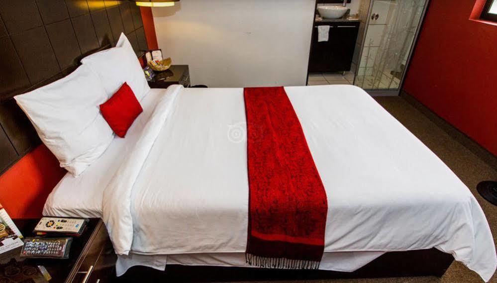Hotel Ginebra Lima Extérieur photo